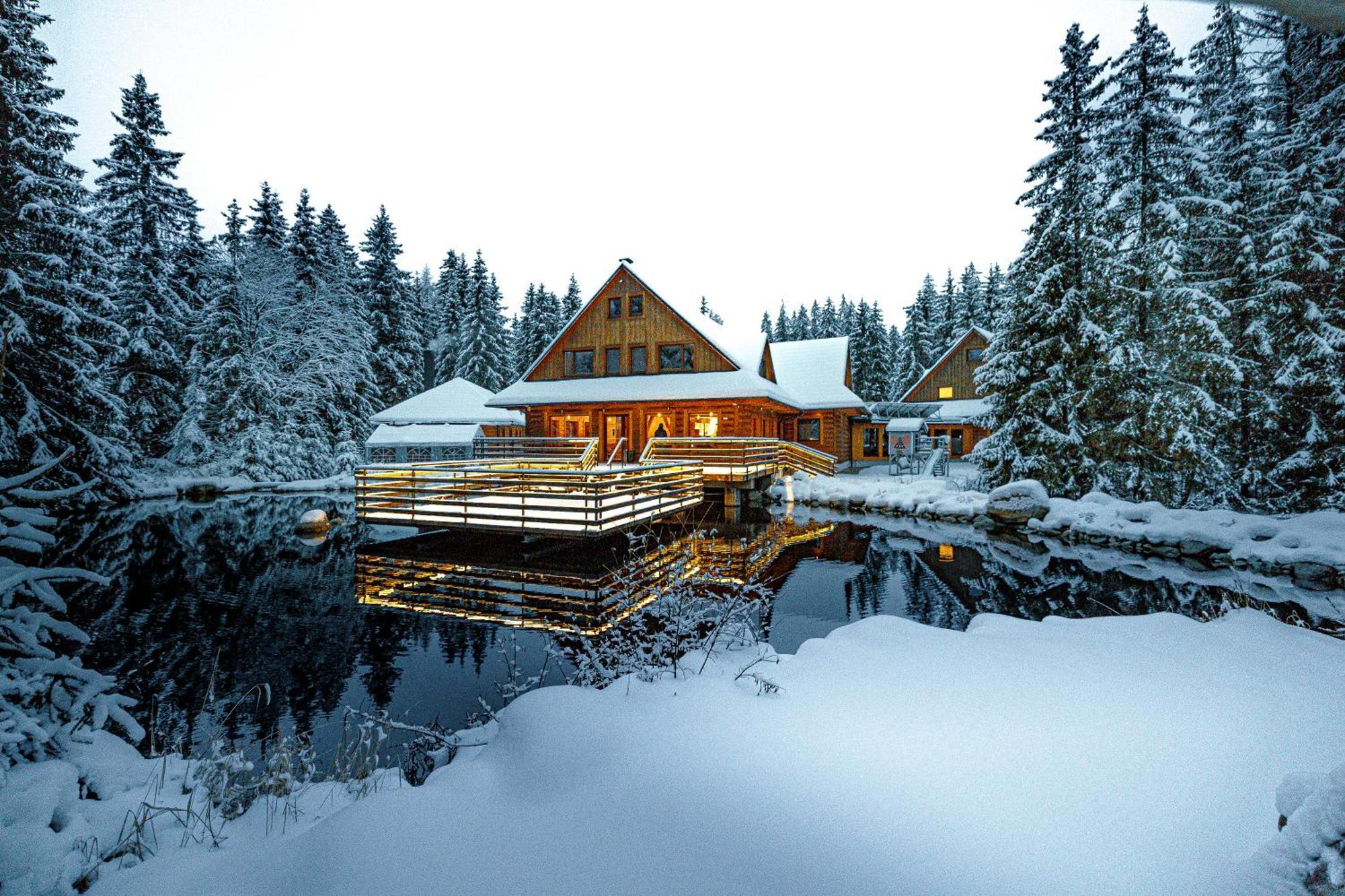 Rezort Pri Jazere Podbanske ปรีบิลีนา ภายนอก รูปภาพ